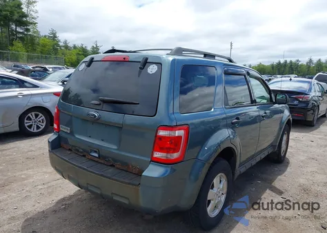 2012 Ford Escape Xlt z USA, uszkodzony, nr VIN 1FMCU9D7XCKB60341